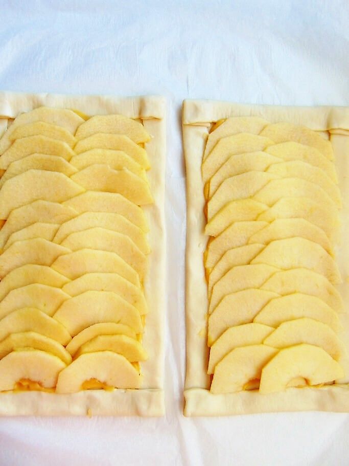 Cubrir con las láminas de manzana