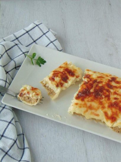 Canelones de pollo con bechamel